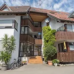 アパート Gaestehaus Heinemann - Dg2 ランゲナルゲン